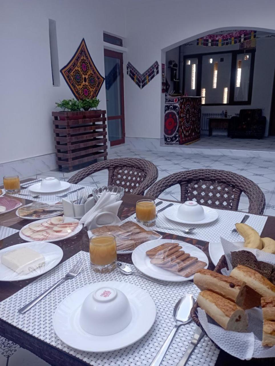 Art Suzani National House Hotel Bukhara Esterno foto